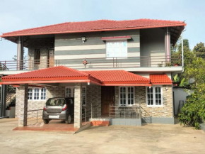 CREST VIEW HOME STAY
